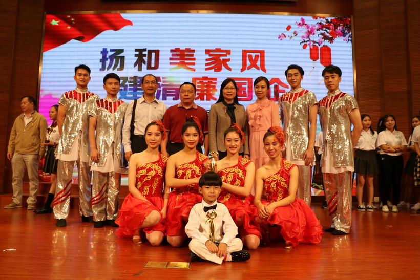 36365官网在广药集团“好家风成绩好企业”家风才艺角逐中荣获二等奖