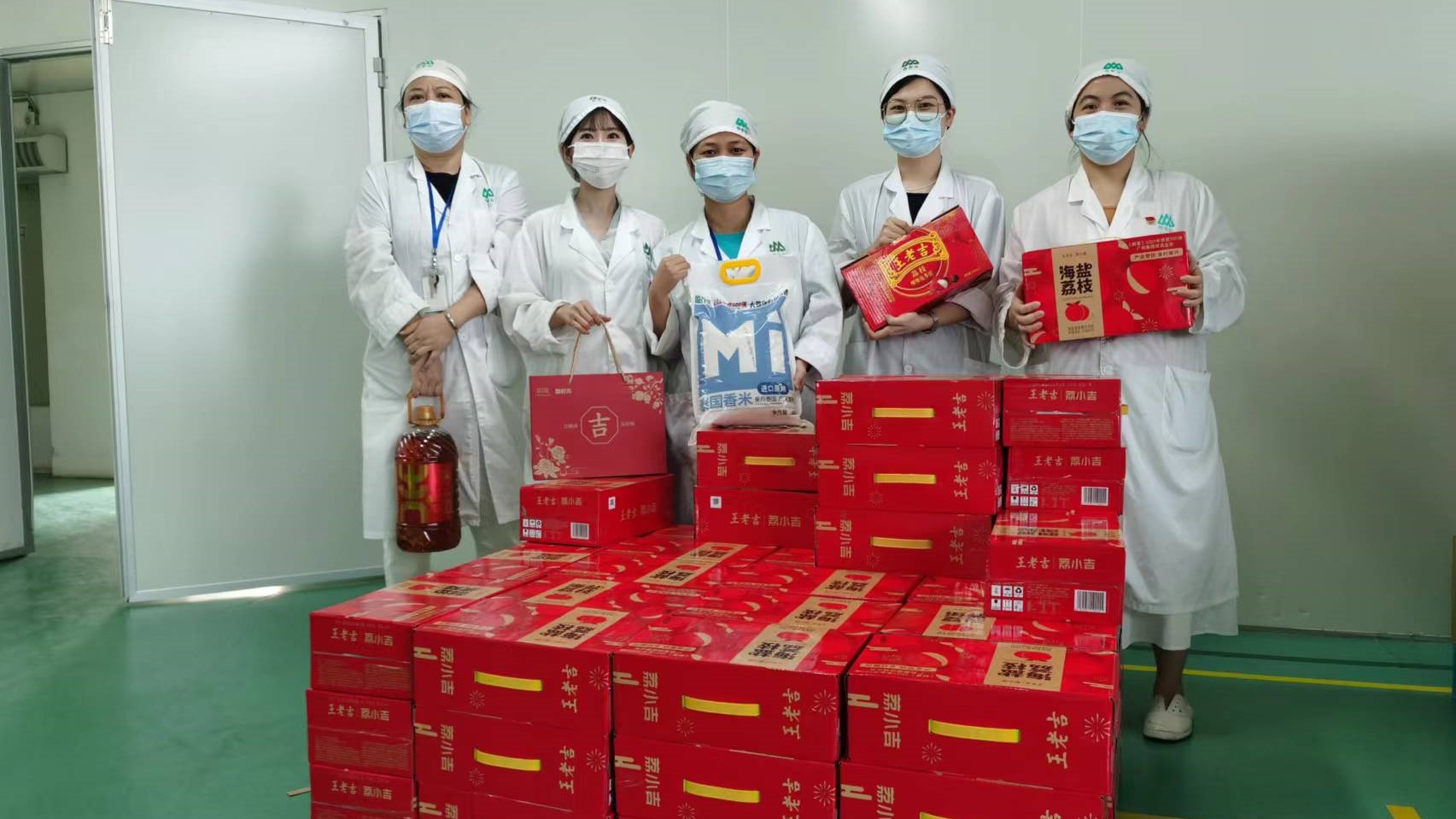 浓浓中秋情，，，，，慰问暖人心！总厂开展中秋节前慰问运动