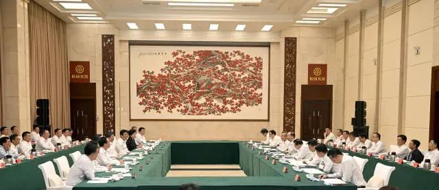 福建省党政代表团到广药集团36365官网调研